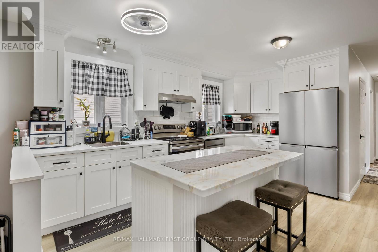 Upper Level - 1014 Renaissance Drive, Oshawa, Ontario L1J 8B1 - Photo 5 - E12816652