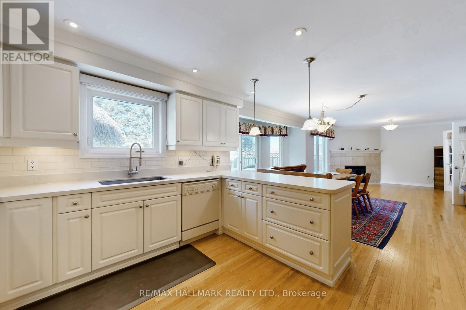 197 Mccaffrey Road, Newmarket, Ontario  L3X 1K1 - Photo 11 - N12816654