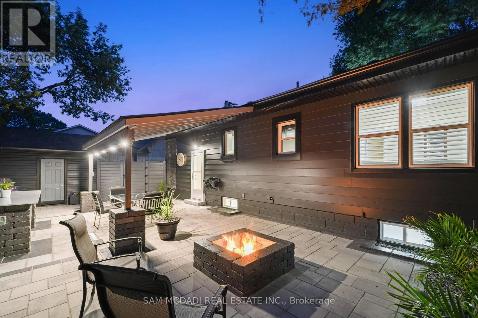 1140 Halliday Avenue, Mississauga, Ontario  L5E 1P9 - Photo 34 - W12816650