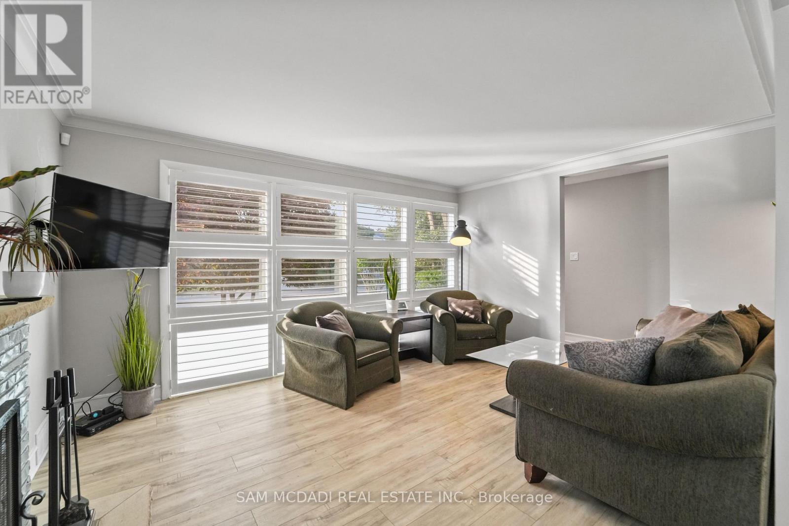 1140 Halliday Avenue, Mississauga, Ontario  L5E 1P9 - Photo 6 - W12816650