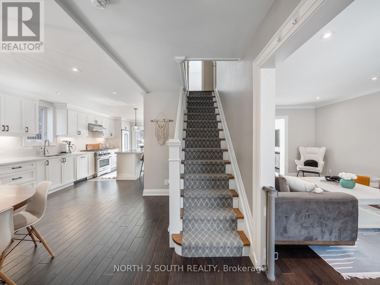 298 Douglas Avenue, Oakville, Ontario  L4J 3S4 - Photo 21 - W12816680