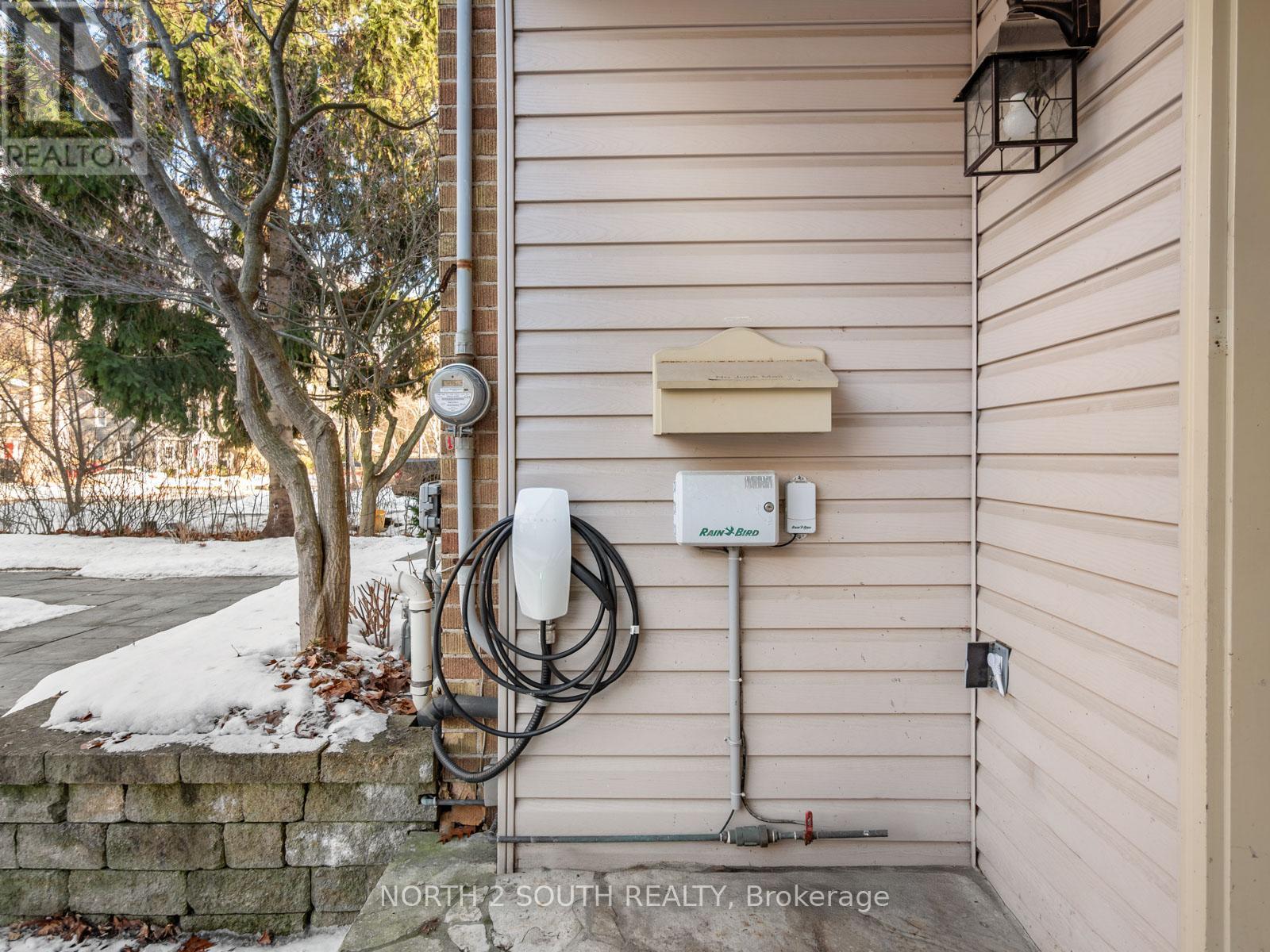 298 Douglas Avenue, Oakville, Ontario  L4J 3S4 - Photo 37 - W12816680