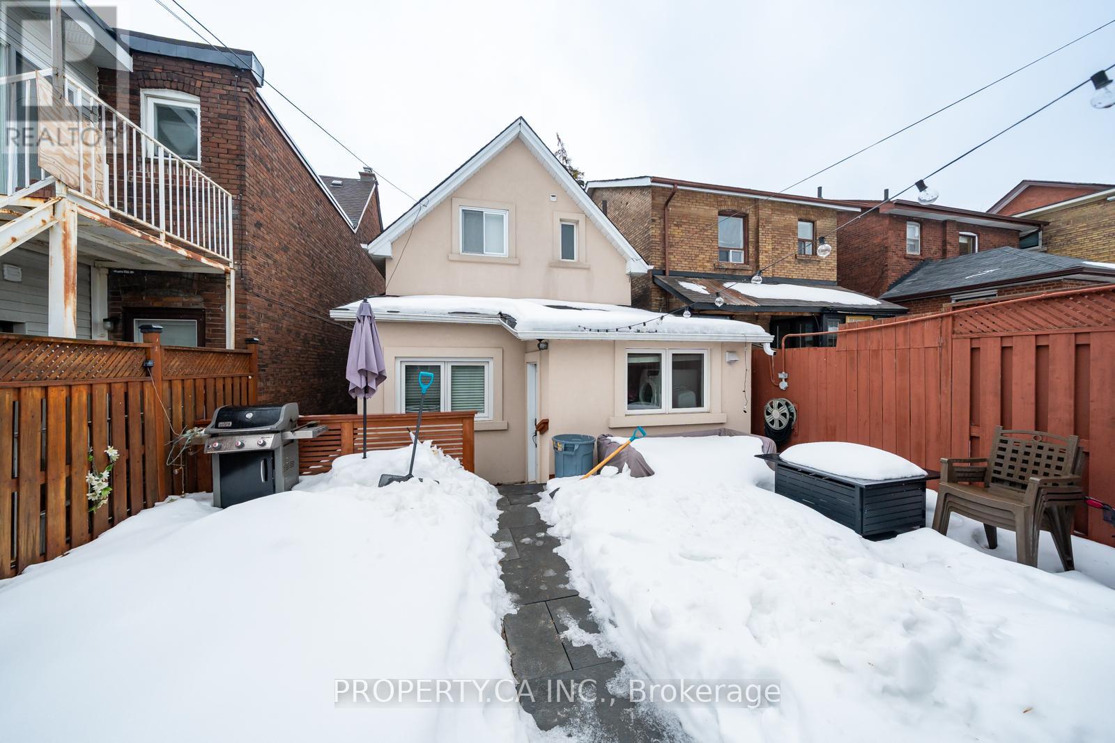 135 Sellers Avenue, Toronto, Ontario  M6E 3V1 - Photo 30 - W12816688
