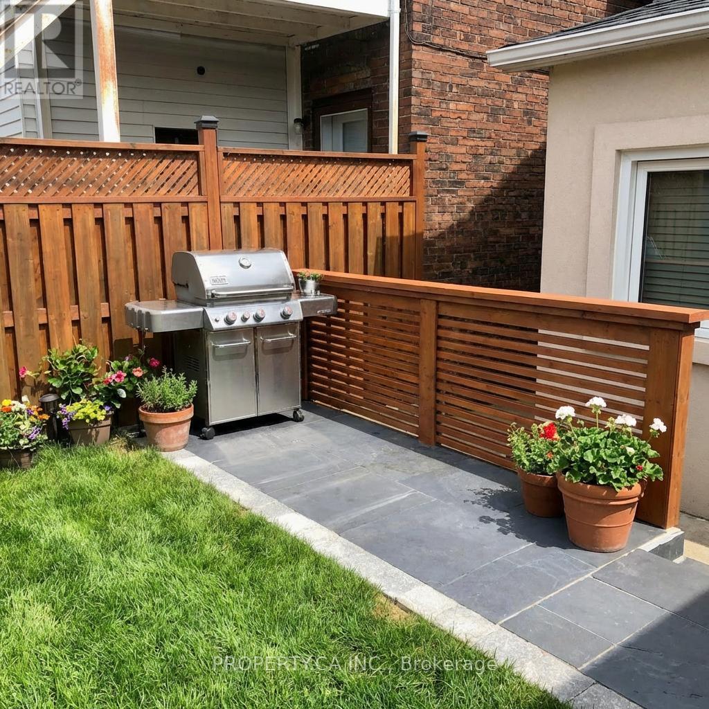 135 Sellers Avenue, Toronto, Ontario  M6E 3V1 - Photo 31 - W12816688