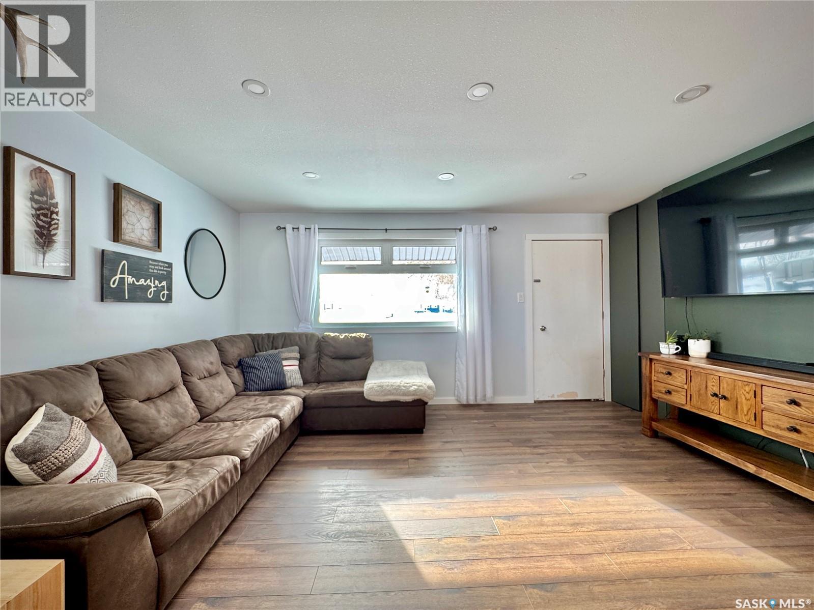 19 Hudson Bay, Esterhazy, Saskatchewan  S0A 0X0 - Photo 13 - SK029090