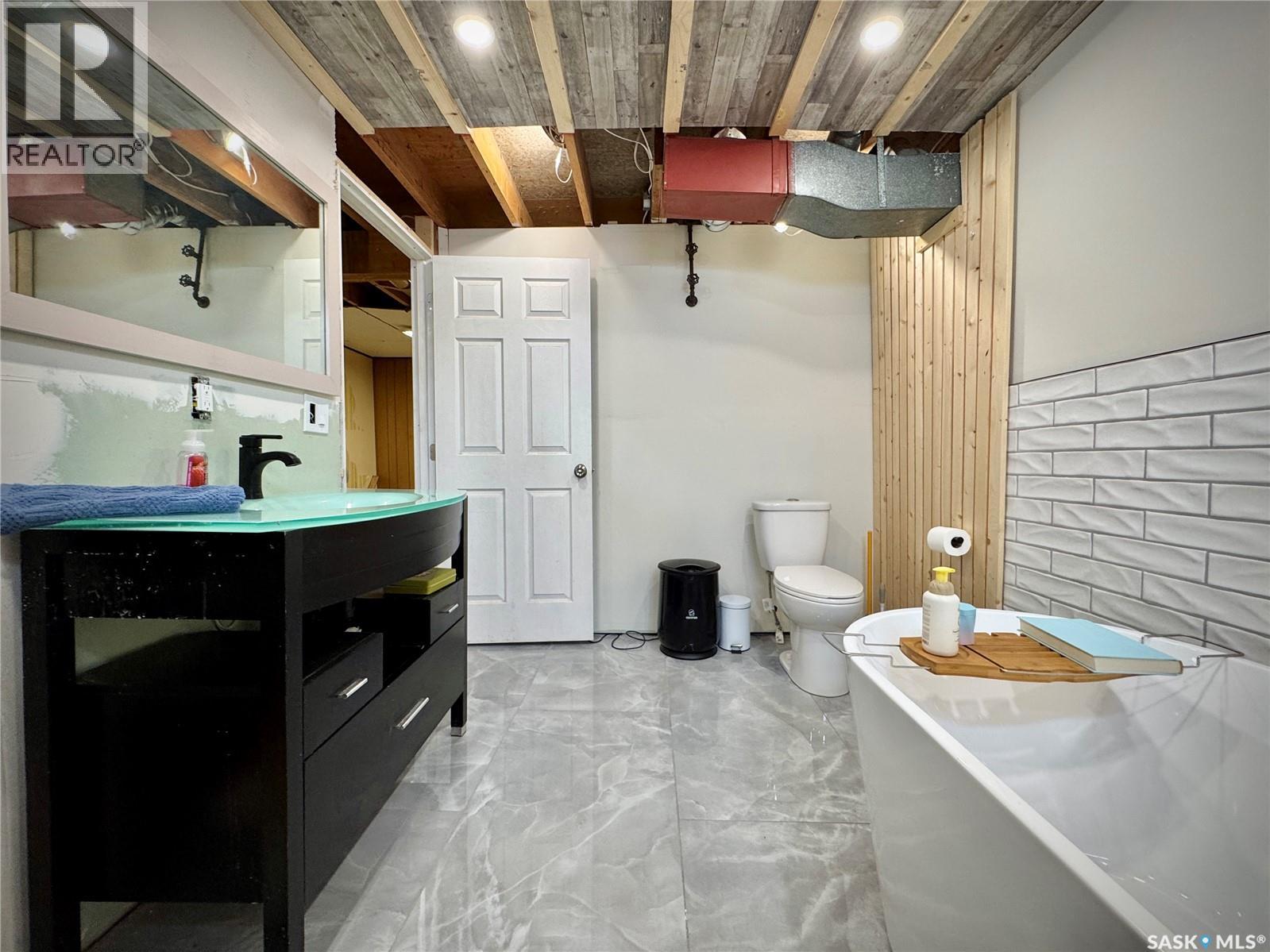 19 Hudson Bay, Esterhazy, Saskatchewan  S0A 0X0 - Photo 35 - SK029090