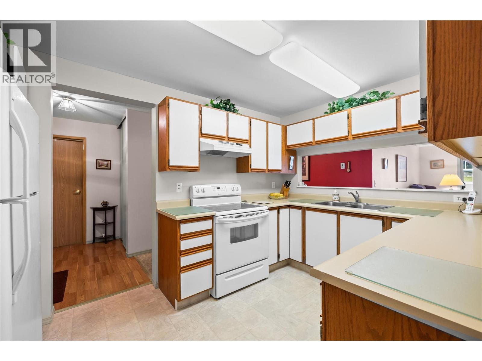 1045 Sutherland Avenue Unit# 37, Kelowna, British Columbia  V1Y 5Y1 - Photo 9 - 10376744