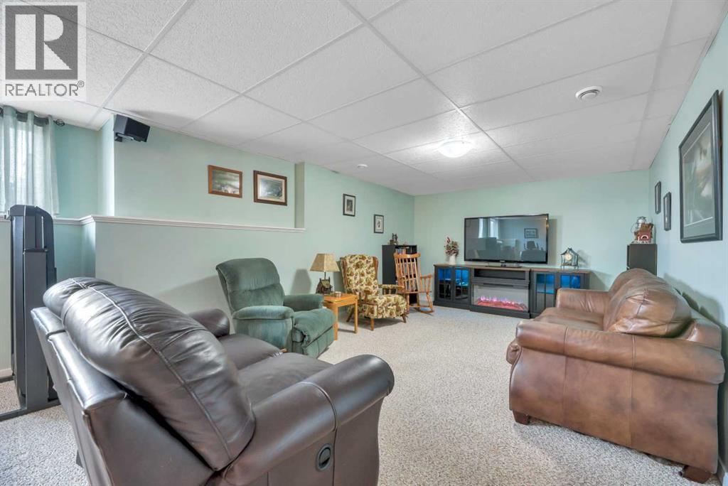 23 Winters Place, Rural Rocky View County, Alberta  T2P 2G6 - Photo 34 - A2286809