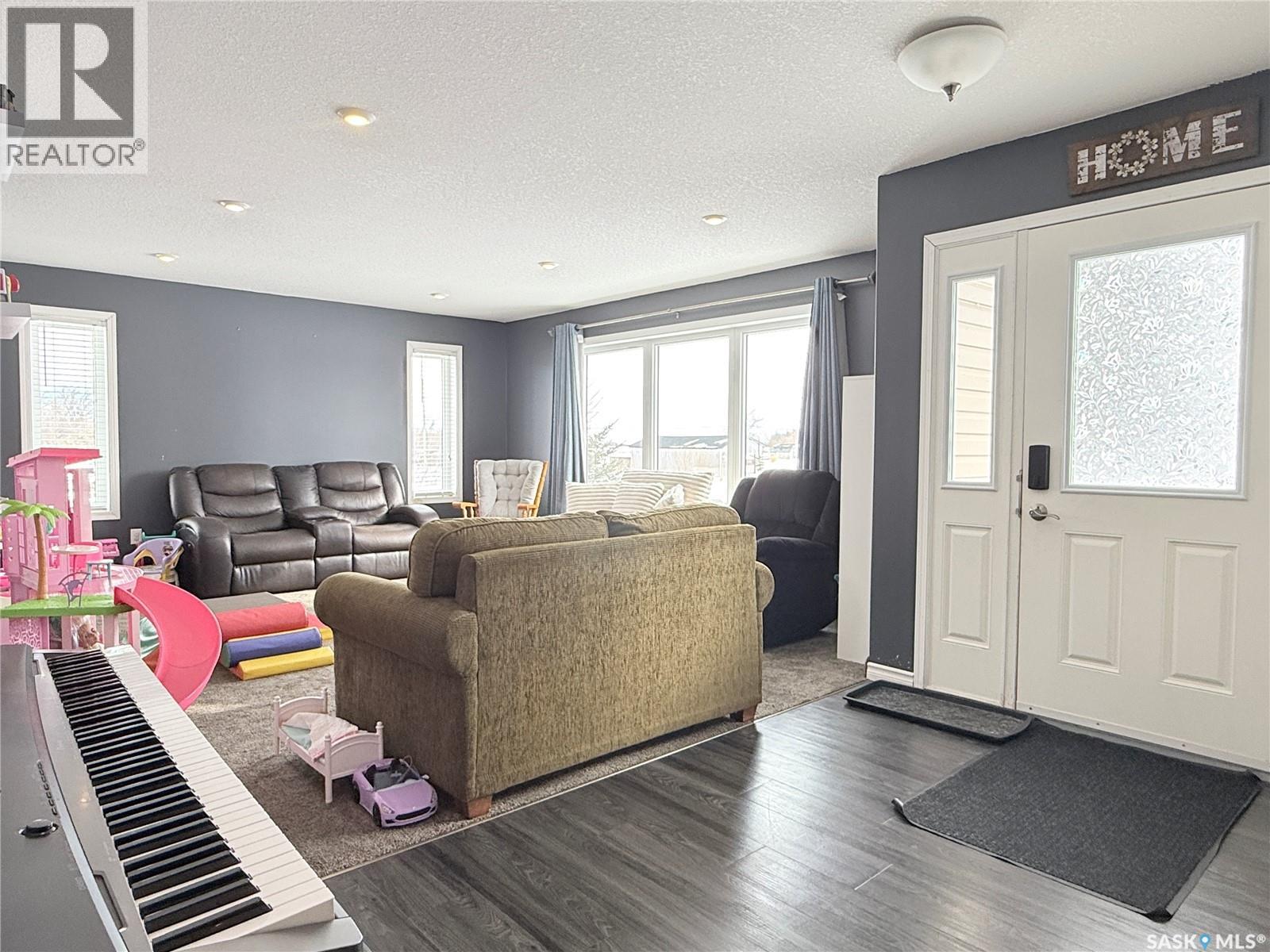 141 Queen Street, Goodeve, Saskatchewan  S0A 1C0 - Photo 2 - SK029081