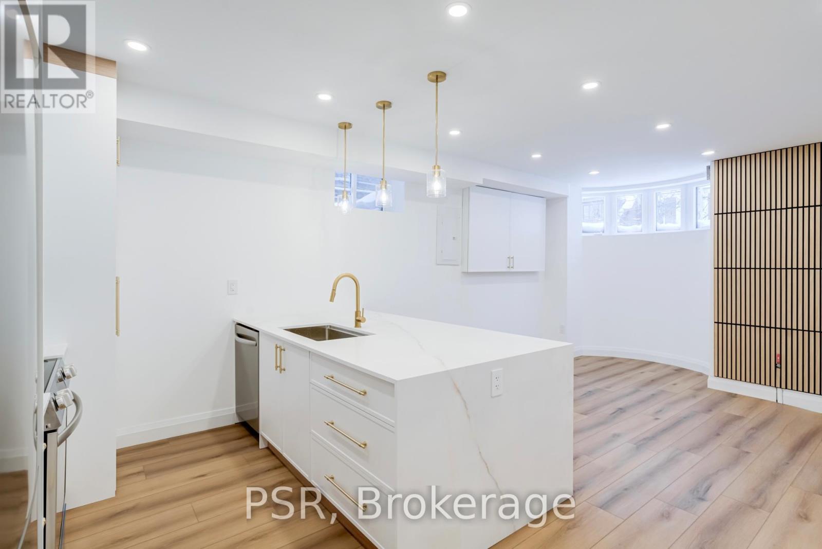 LOWER - 110 BRAEMAR AVENUE, Toronto, Ontario