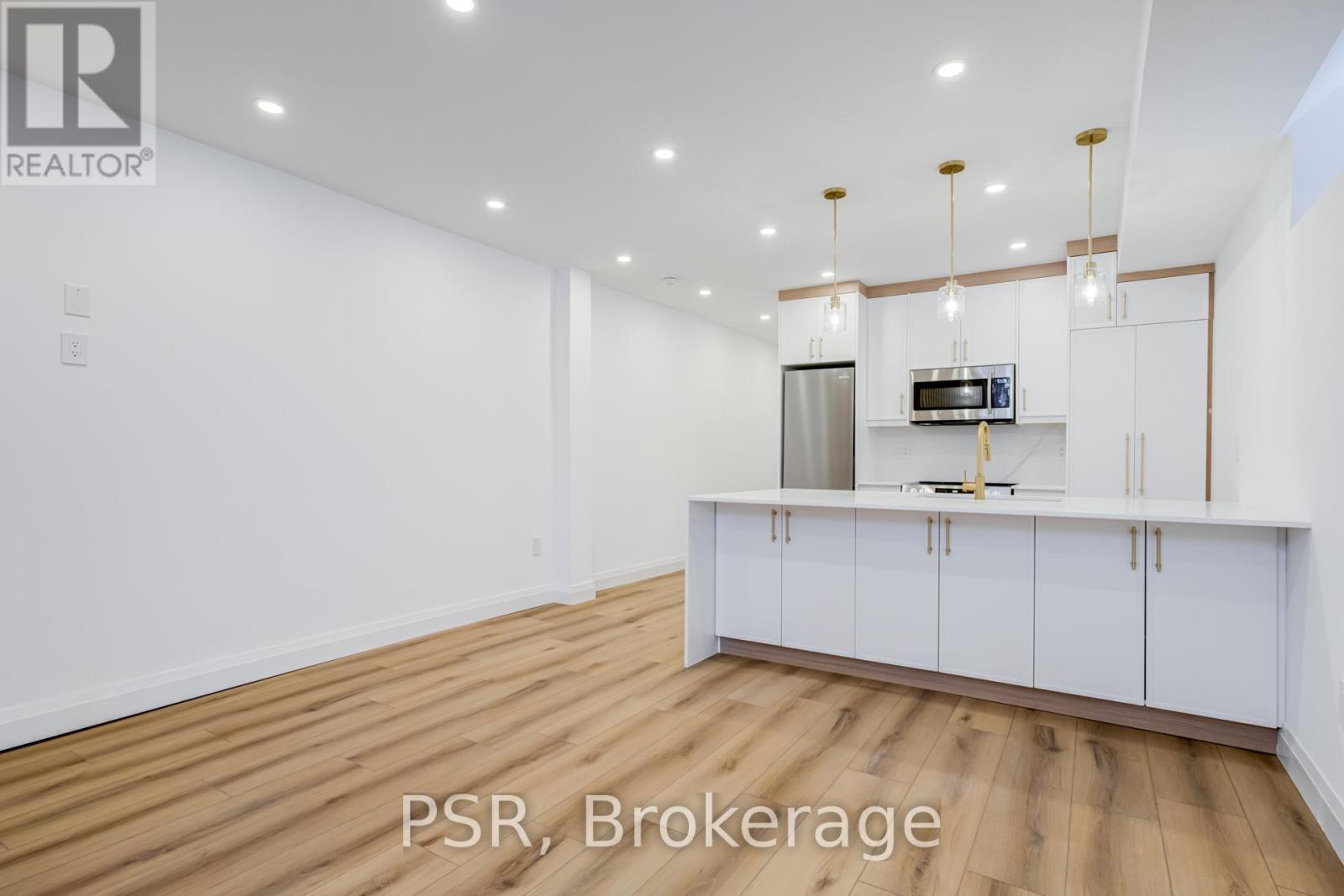 Lower - 110 Braemar Avenue, Toronto, Ontario  M5P 2L4 - Photo 4 - C12759350