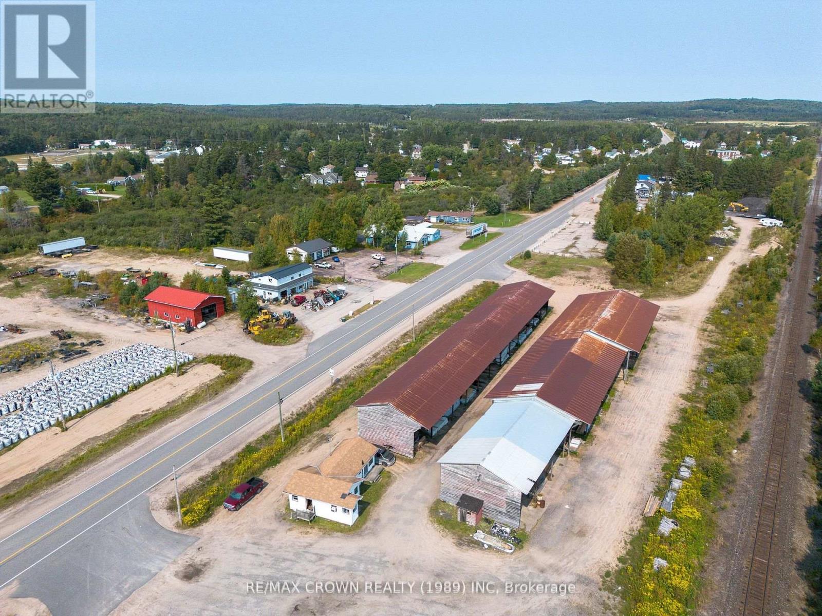 202 Highway 522, Powassan (Trout Creek), Ontario  P0H 2L0 - Photo 10 - X12816754