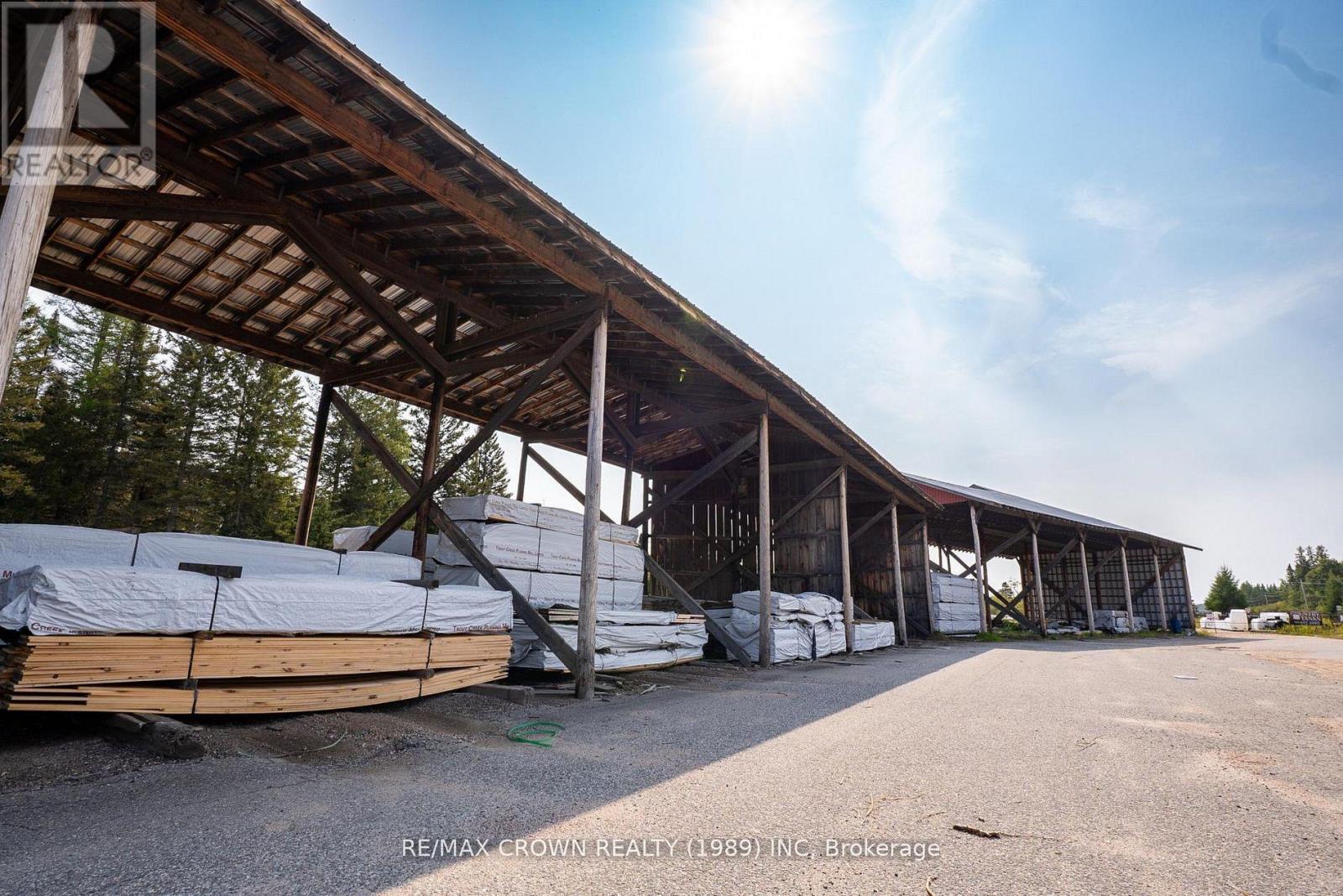 202 Highway 522, Powassan (Trout Creek), Ontario  P0H 2L0 - Photo 12 - X12816754