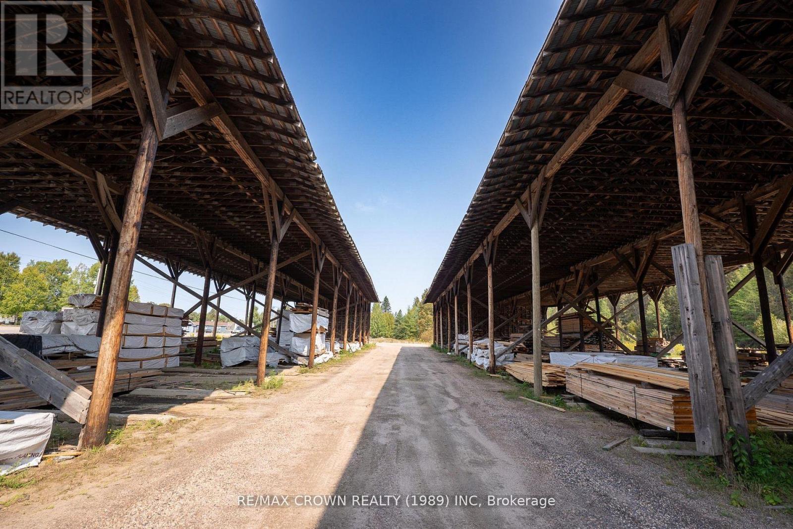 202 Highway 522, Powassan (Trout Creek), Ontario  P0H 2L0 - Photo 13 - X12816754