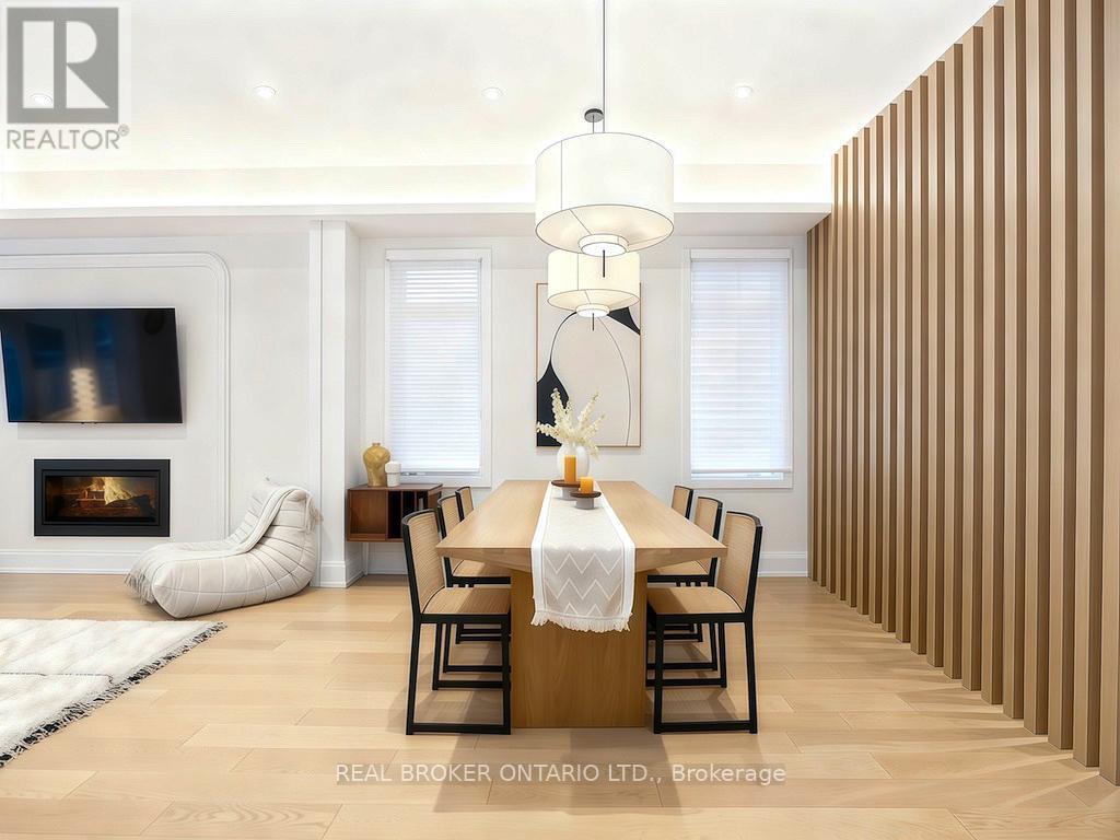 34 Meteorite Street, Richmond Hill, Ontario  L4C 4L9 - Photo 7 - N12790322