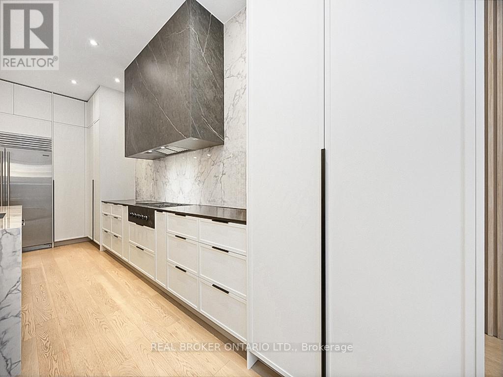 34 Meteorite Street, Richmond Hill, Ontario  L4C 4L9 - Photo 14 - N12790322