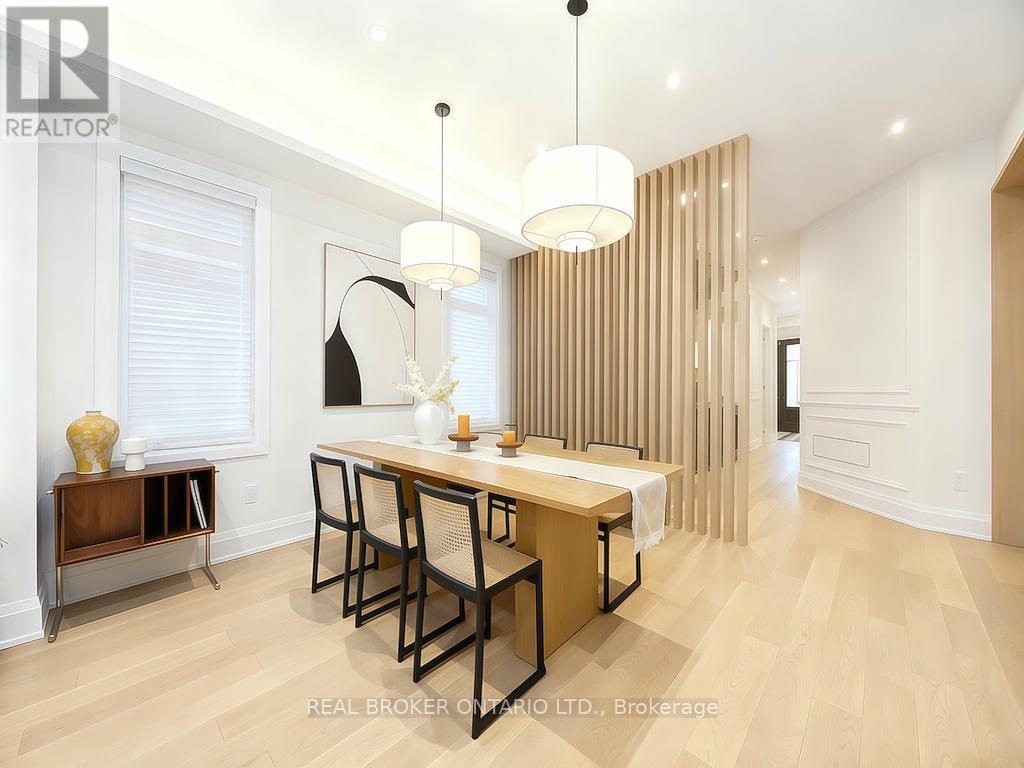 34 Meteorite Street, Richmond Hill, Ontario  L4C 4L9 - Photo 8 - N12790322