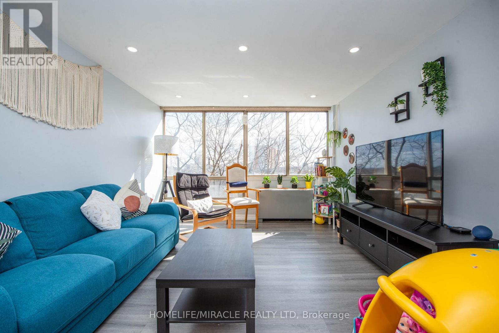 504 - 25 Fairview Road W, Mississauga, Ontario  L5B 3Y8 - Photo 16 - W12809892