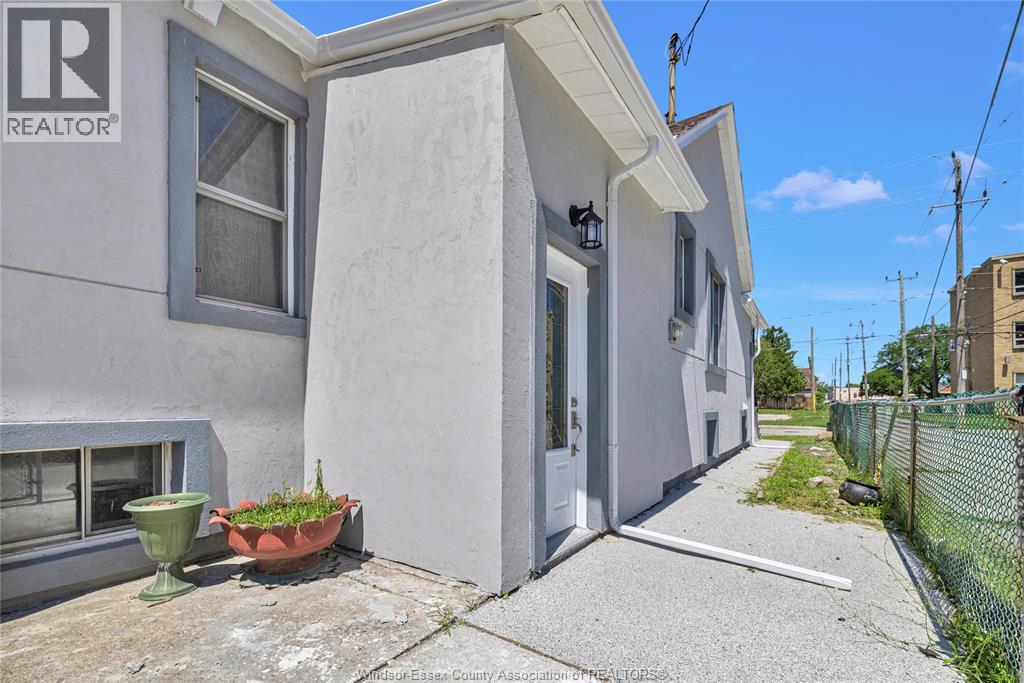 649 Cataraqui, Windsor, Ontario  N9V 3P2 - Photo 26 - 26003933