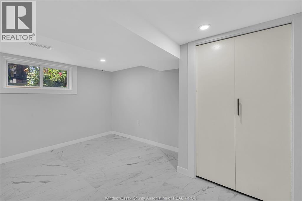 649 Cataraqui, Windsor, Ontario  N9V 3P2 - Photo 39 - 26003933
