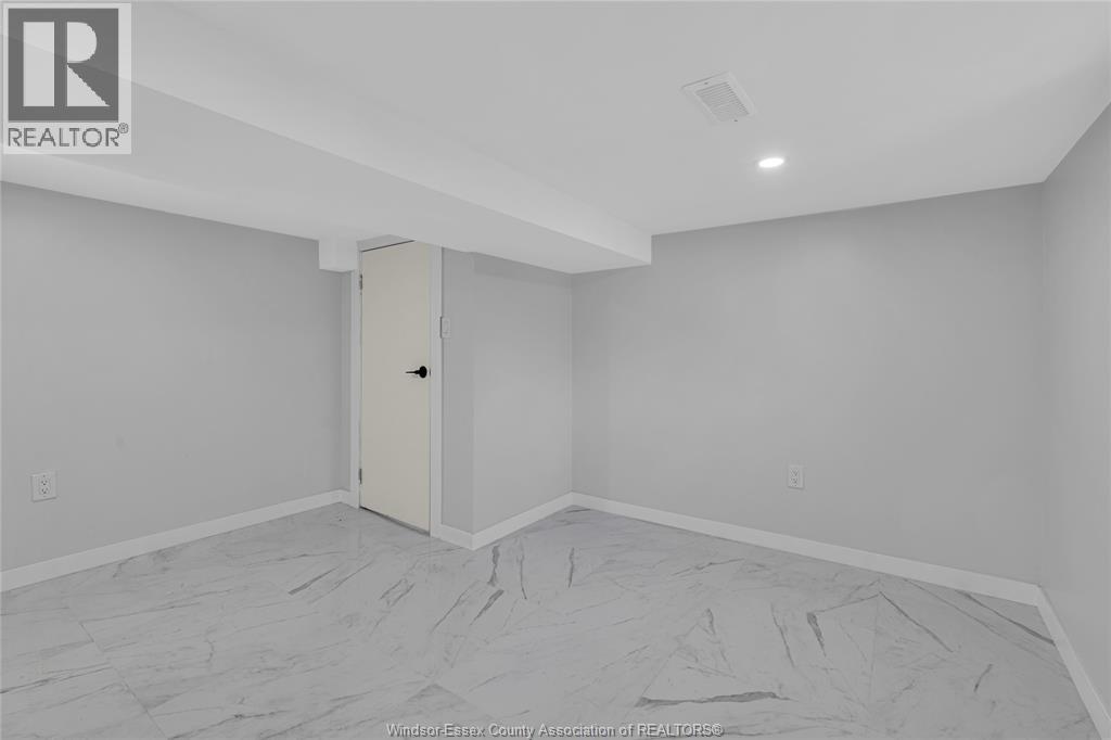 649 Cataraqui, Windsor, Ontario  N9V 3P2 - Photo 40 - 26003933