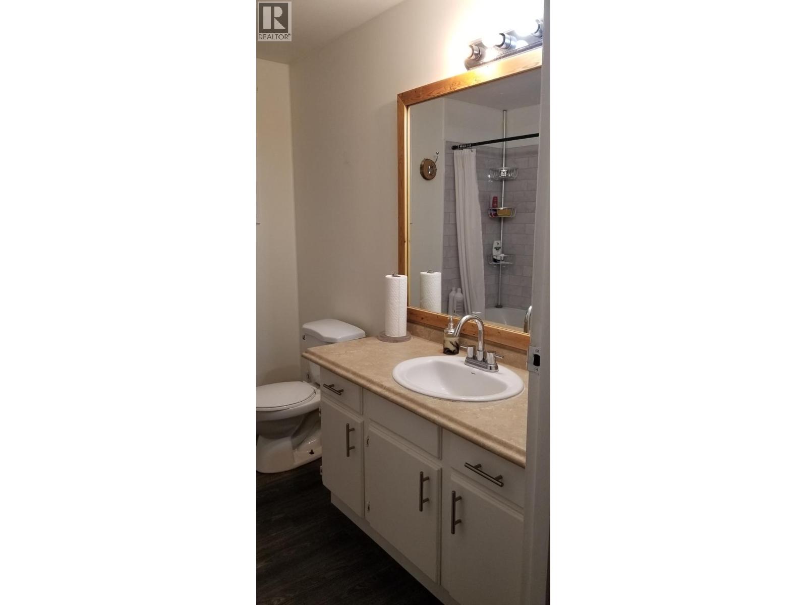 914 Columbia Crescent, Nakusp, British Columbia  V0G 1R0 - Photo 12 - 10376996