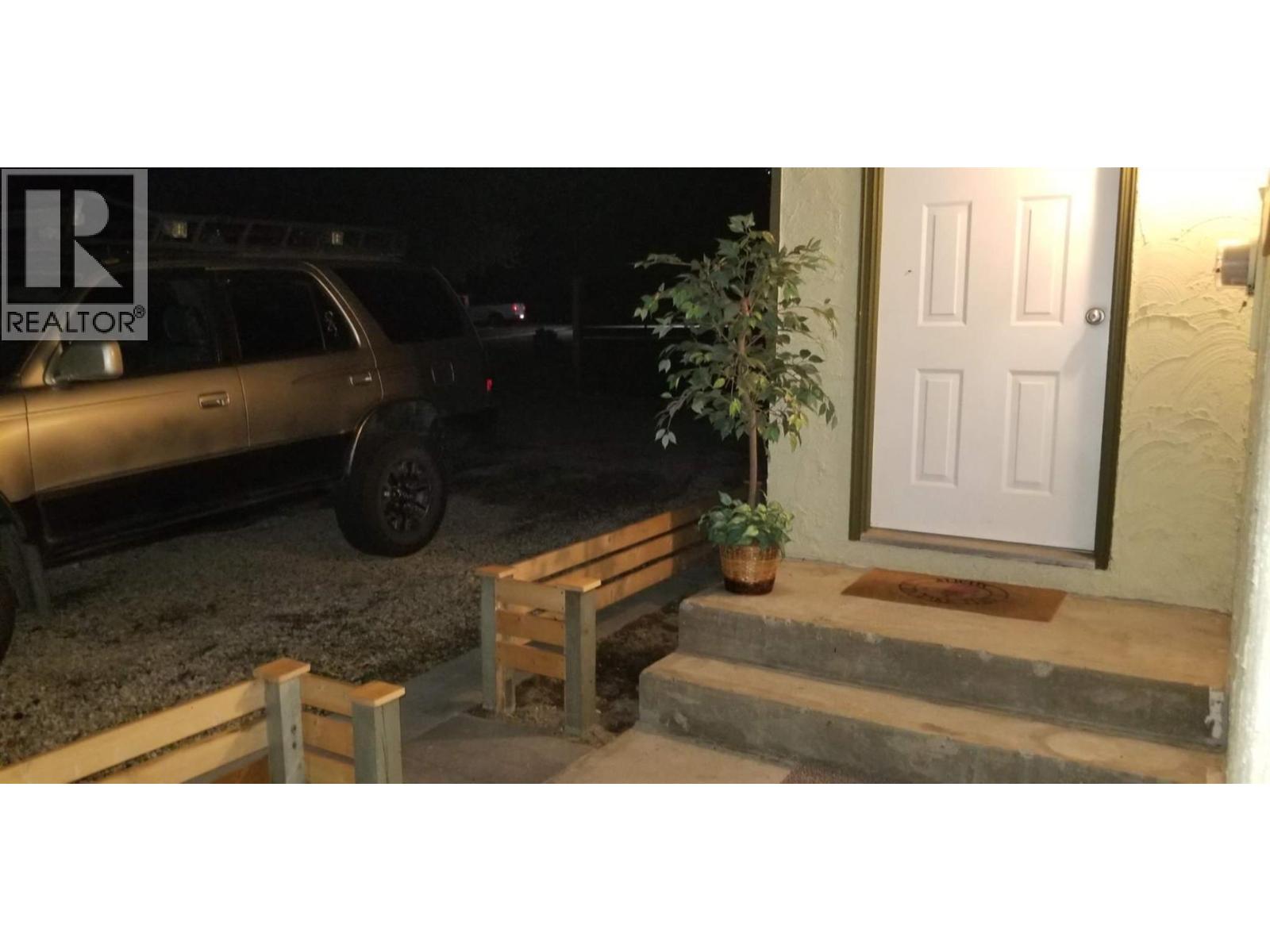 914 Columbia Crescent, Nakusp, British Columbia  V0G 1R0 - Photo 22 - 10376996