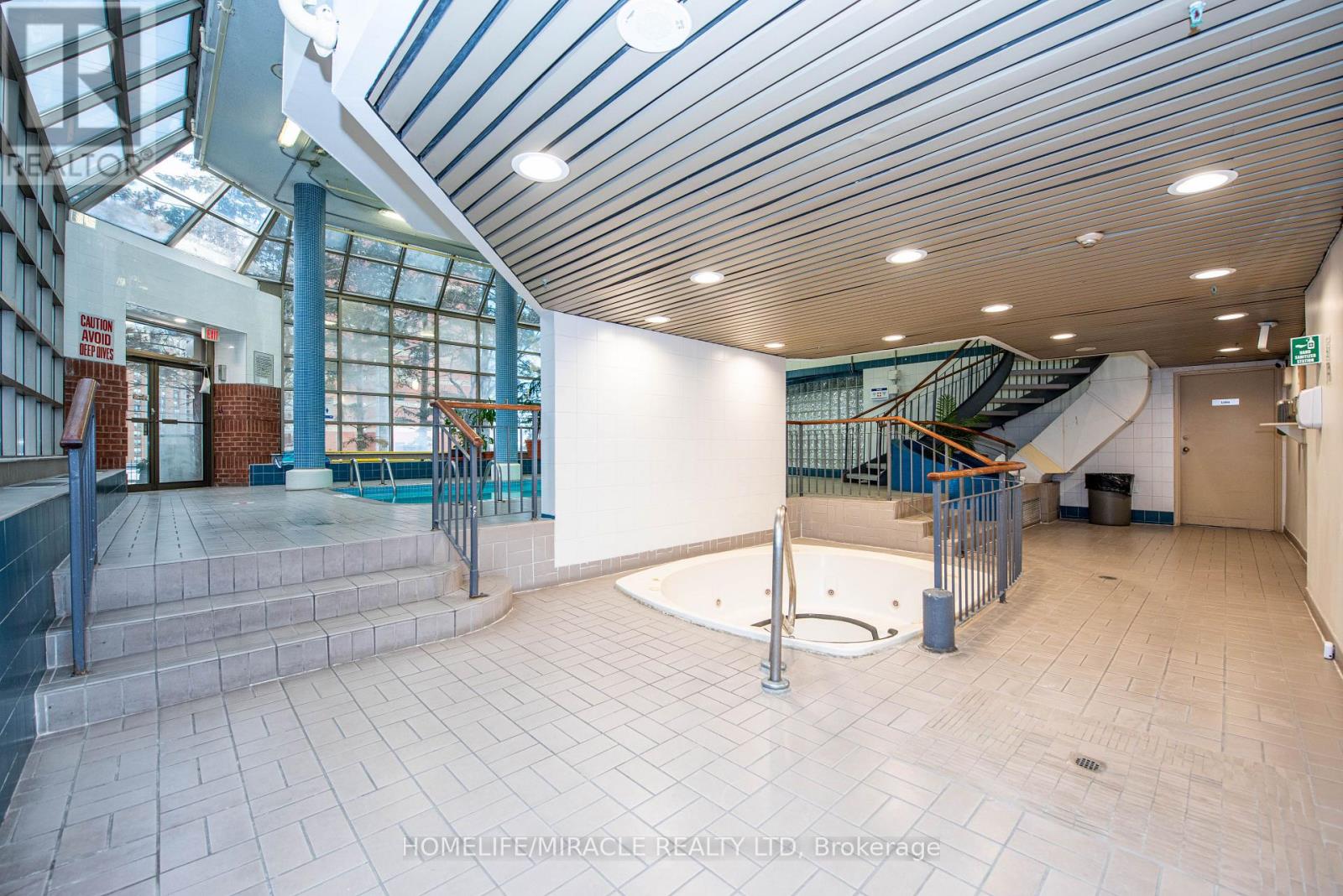 504 - 25 Fairview Road W, Mississauga, Ontario  L5B 3Y8 - Photo 41 - W12809892