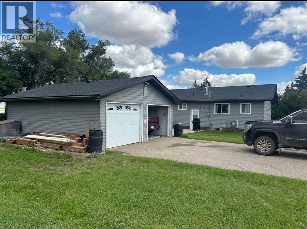 100 Balaclava Street, Veteran, Alberta  T0C 2S0 - Photo 31 - A2282340