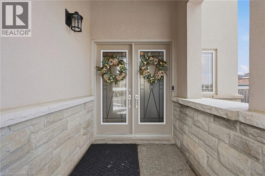 163 Garinger Crescent, Binbrook, Ontario  L0R 1C0 - Photo 2 - 40807121