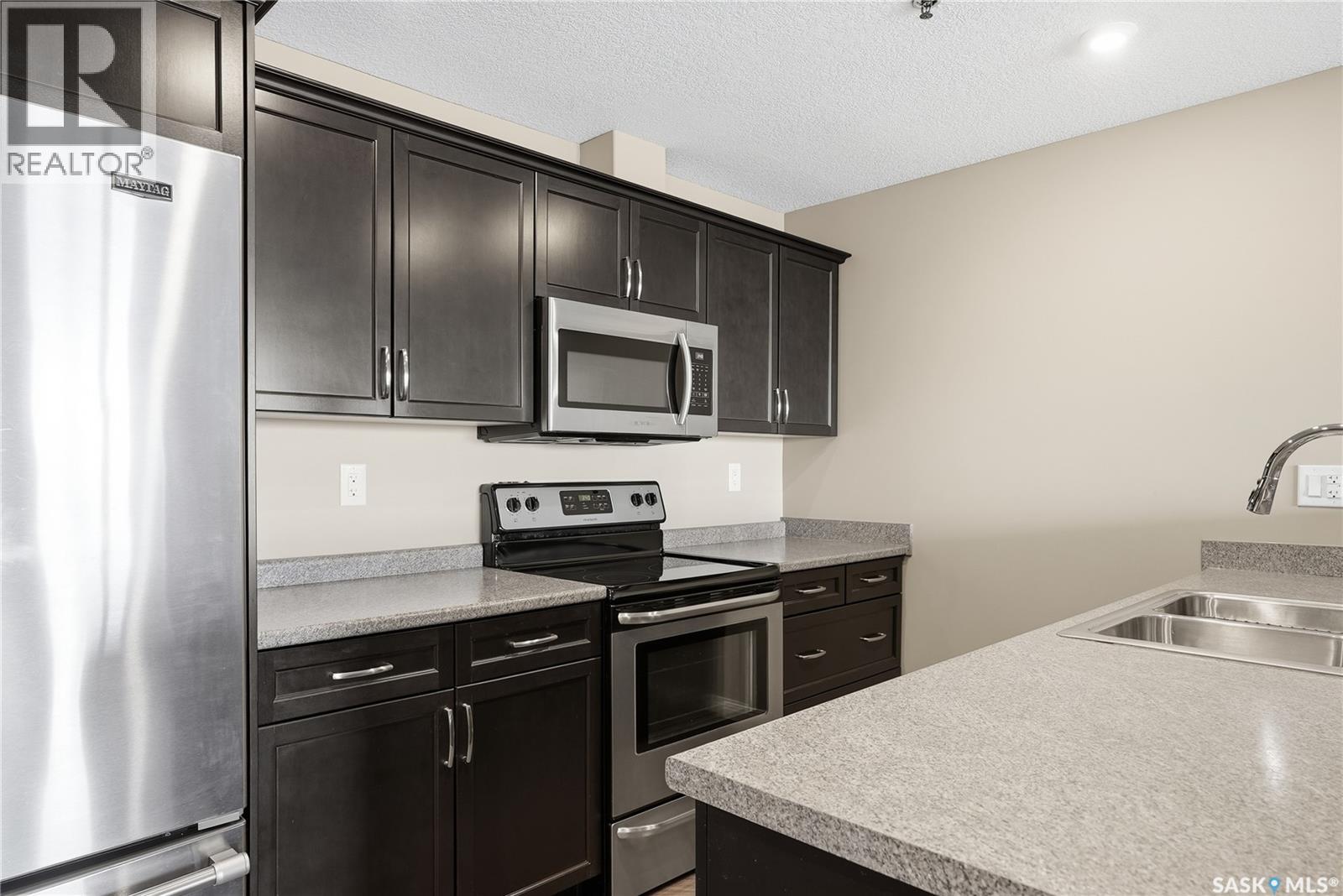 111 915 Kristjanson Road, Saskatoon, Saskatchewan  S7S 0B1 - Photo 8 - SK029043