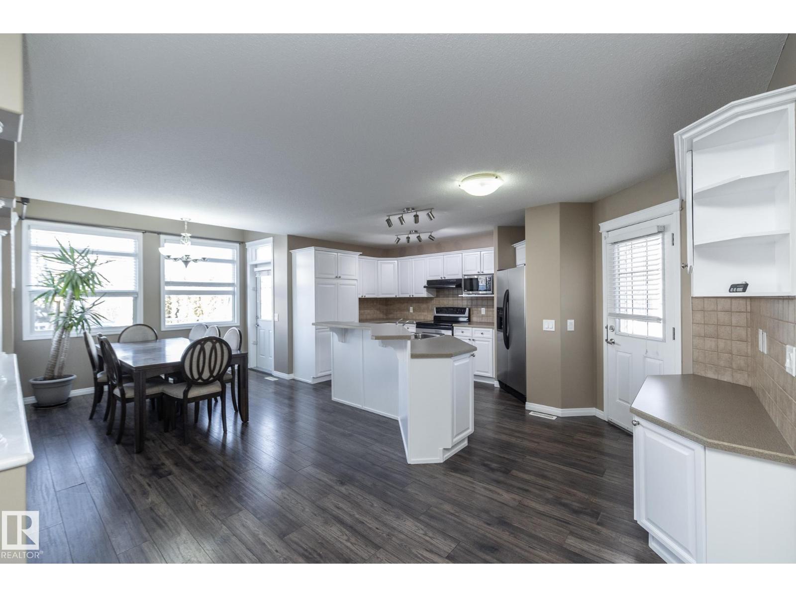 16454 61a St Nw, Edmonton, Alberta  T5Y 3N2 - Photo 8 - E4474481