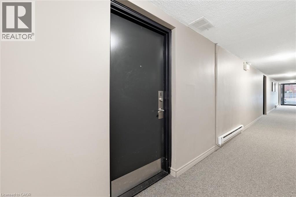 469 Claridge Road Unit# 6, Burlington, Ontario  L7N 2S1 - Photo 3 - 40807352