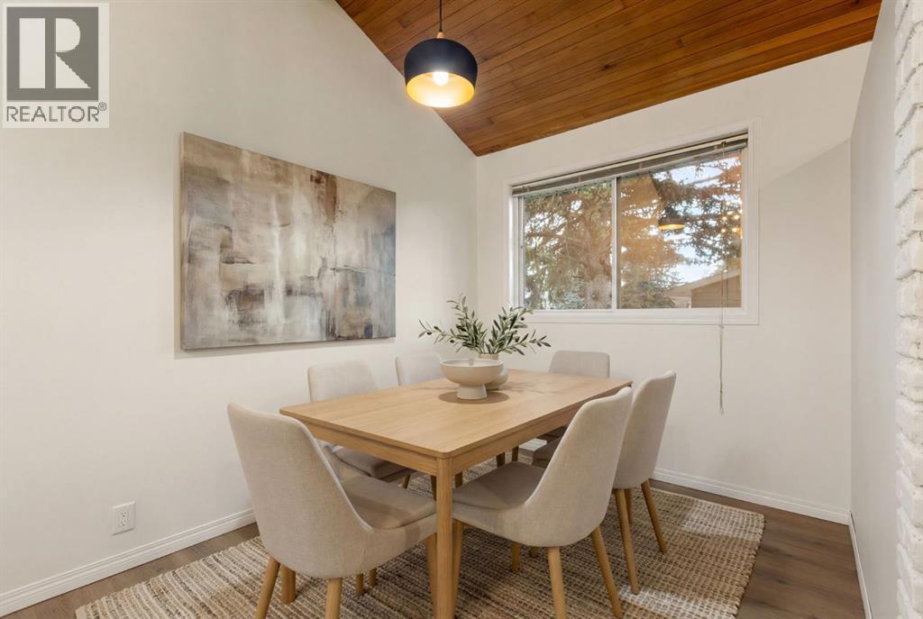 639 Canterbury Drive Sw, Calgary, Alberta  T2W 1J4 - Photo 10 - A2285699