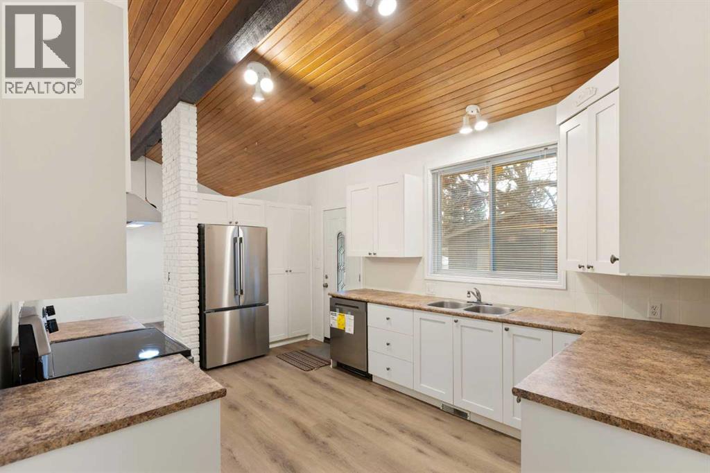 639 Canterbury Drive Sw, Calgary, Alberta  T2W 1J4 - Photo 13 - A2285699