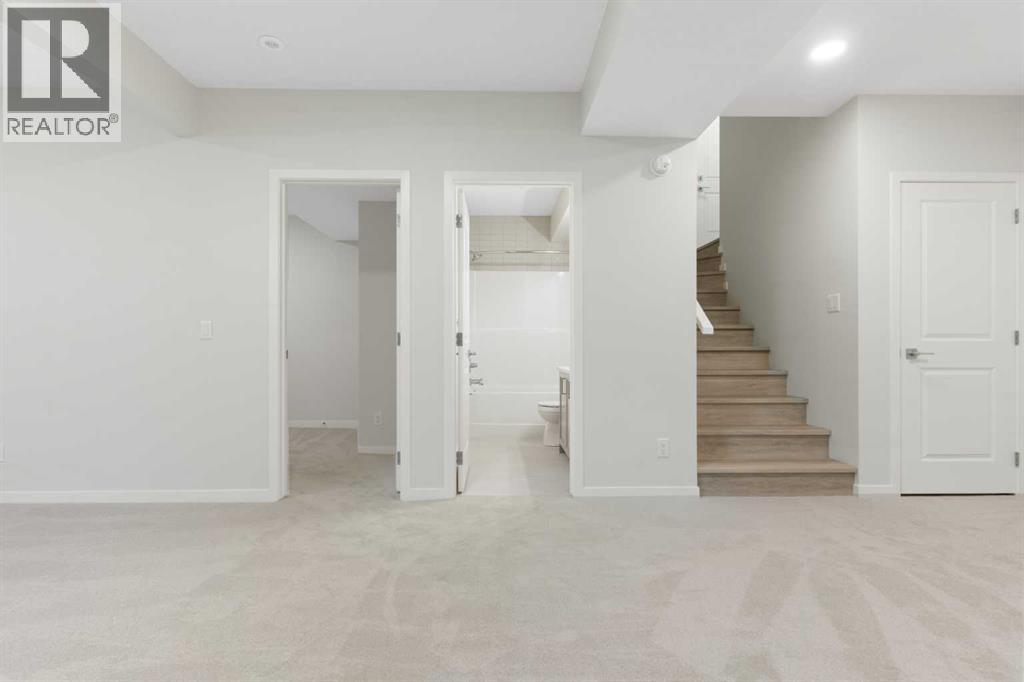 218 West Grove Lane Sw, Calgary, Alberta  T3H 6E3 - Photo 43 - A2287516