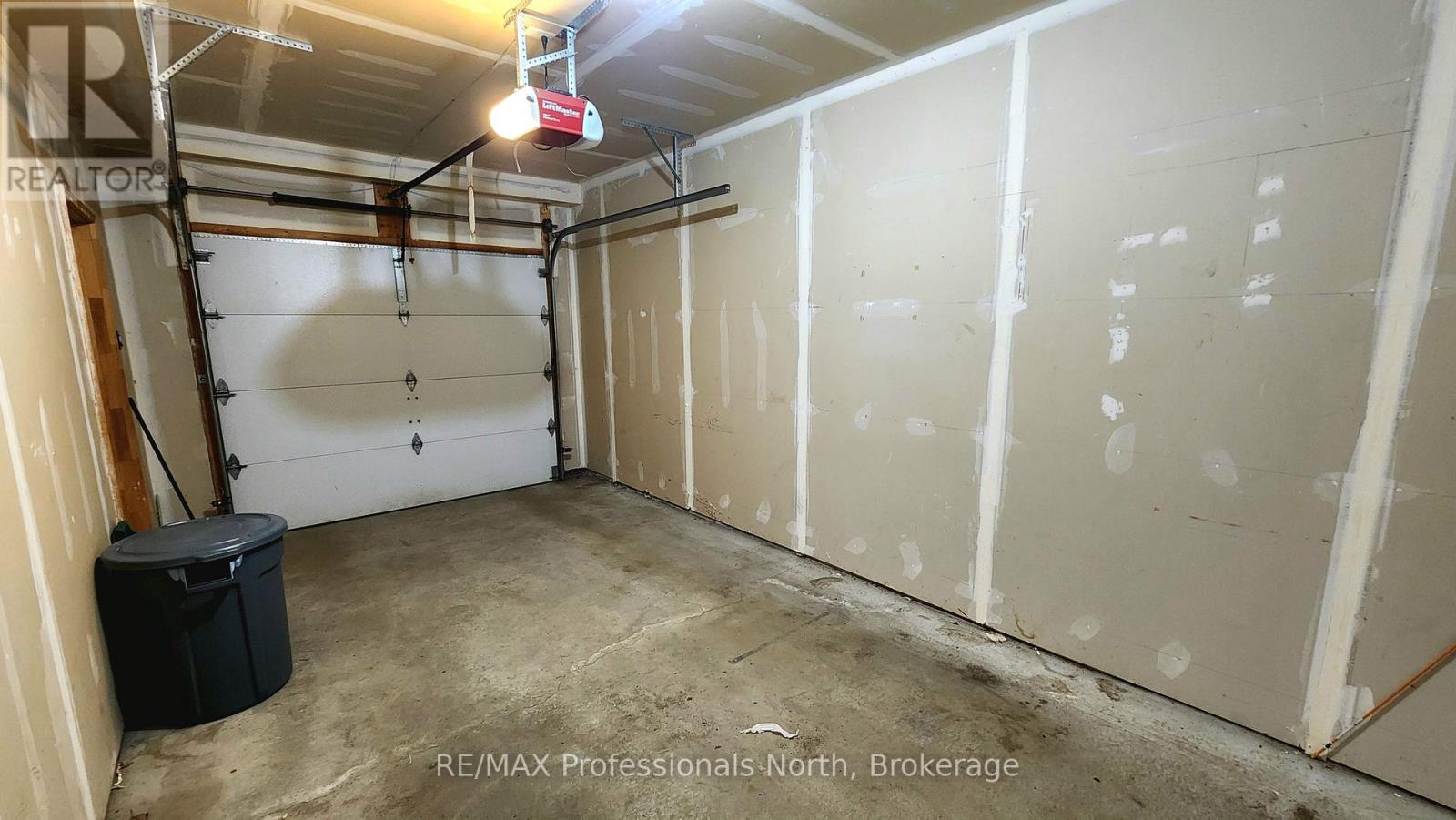 33 Goodwin Drive, Huntsville, Ontario  P1H 2R3 - Photo 29 - X12816742