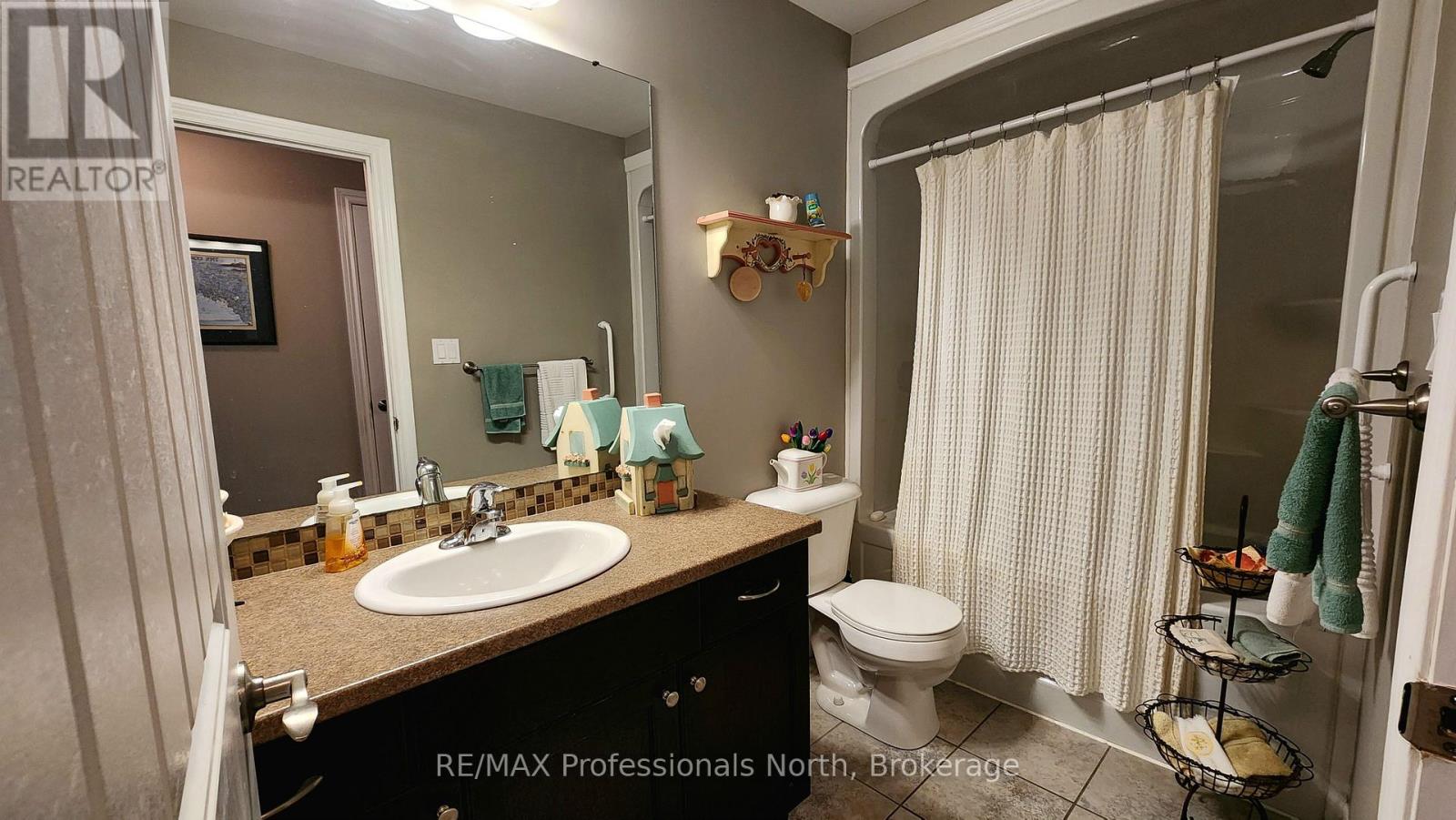 33 Goodwin Drive, Huntsville, Ontario  P1H 2R3 - Photo 34 - X12816742