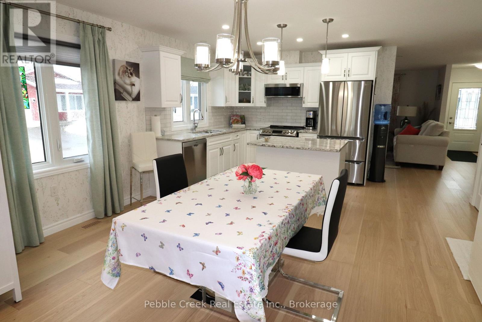 16 Sweet Water Drive S, Ashfield-Colborne-Wawanosh, Ontario  N7A 0B9 - Photo 17 - X12816780