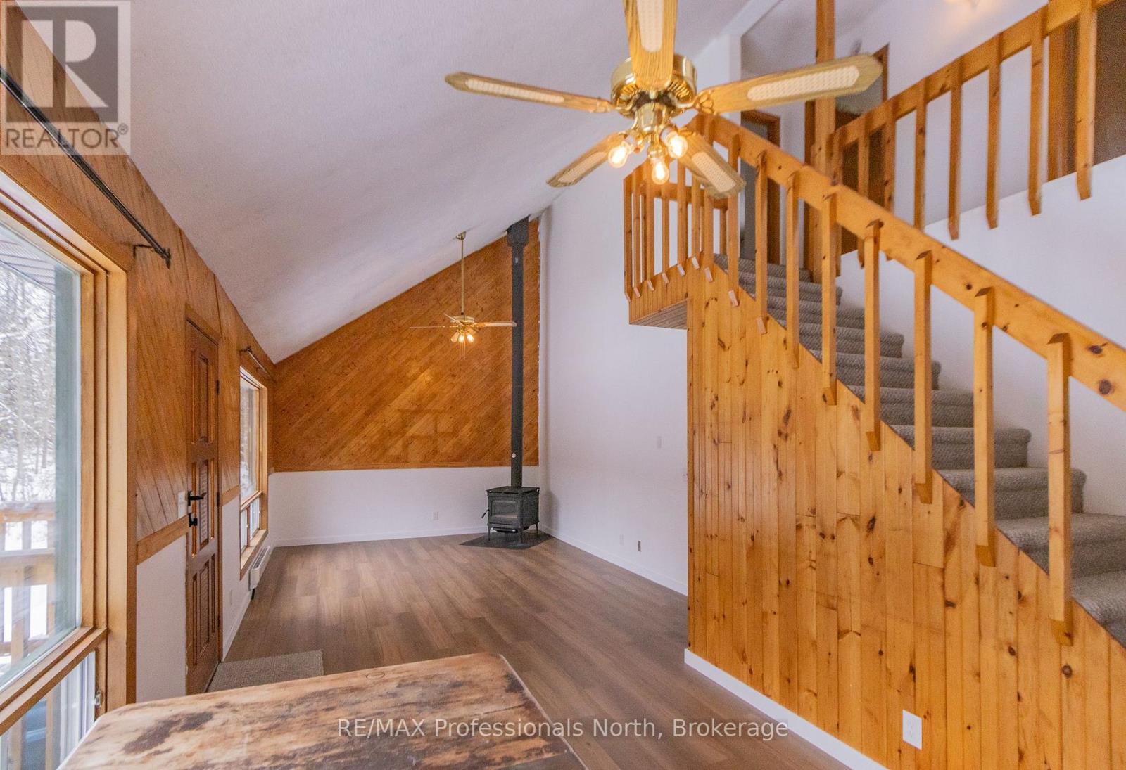 1125 Fairy Falls Road, Lake Of Bays, Ontario  P0B 1A0 - Photo 11 - X12816814