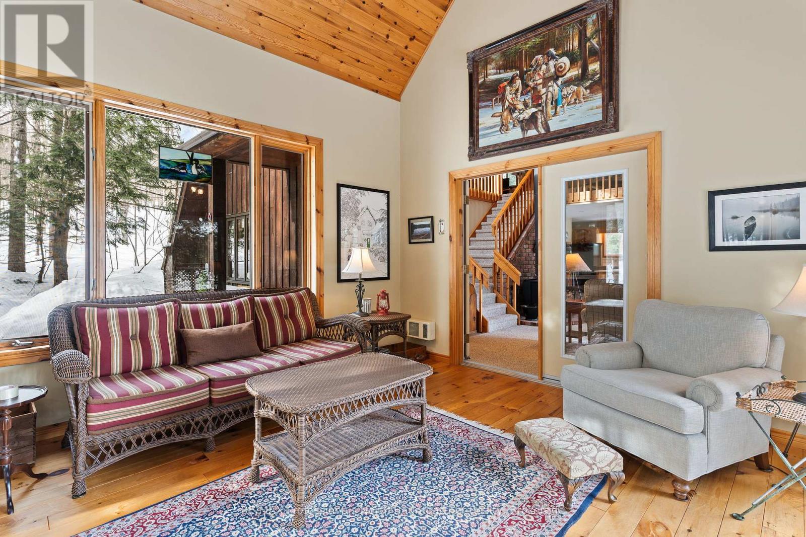 1075 Basshaunt Lake Road, Dysart Et Al, Ontario  K0M 1S0 - Photo 11 - X12816850