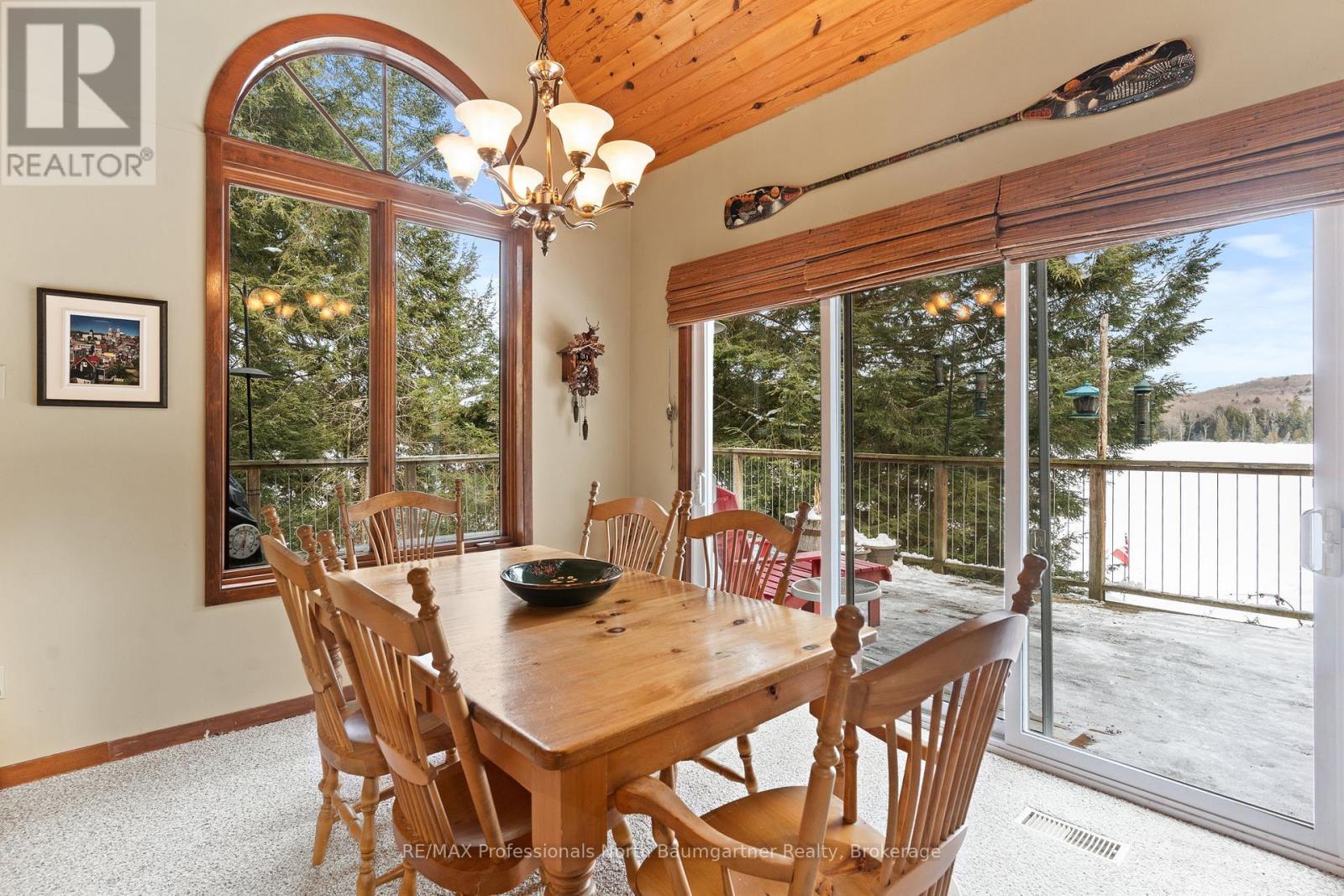 1075 Basshaunt Lake Road, Dysart Et Al, Ontario  K0M 1S0 - Photo 13 - X12816850