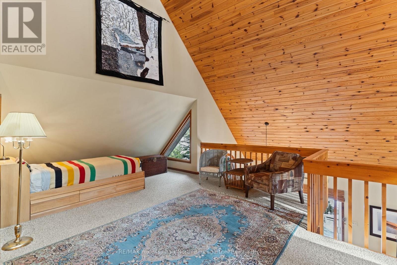 1075 Basshaunt Lake Road, Dysart Et Al, Ontario  K0M 1S0 - Photo 25 - X12816850