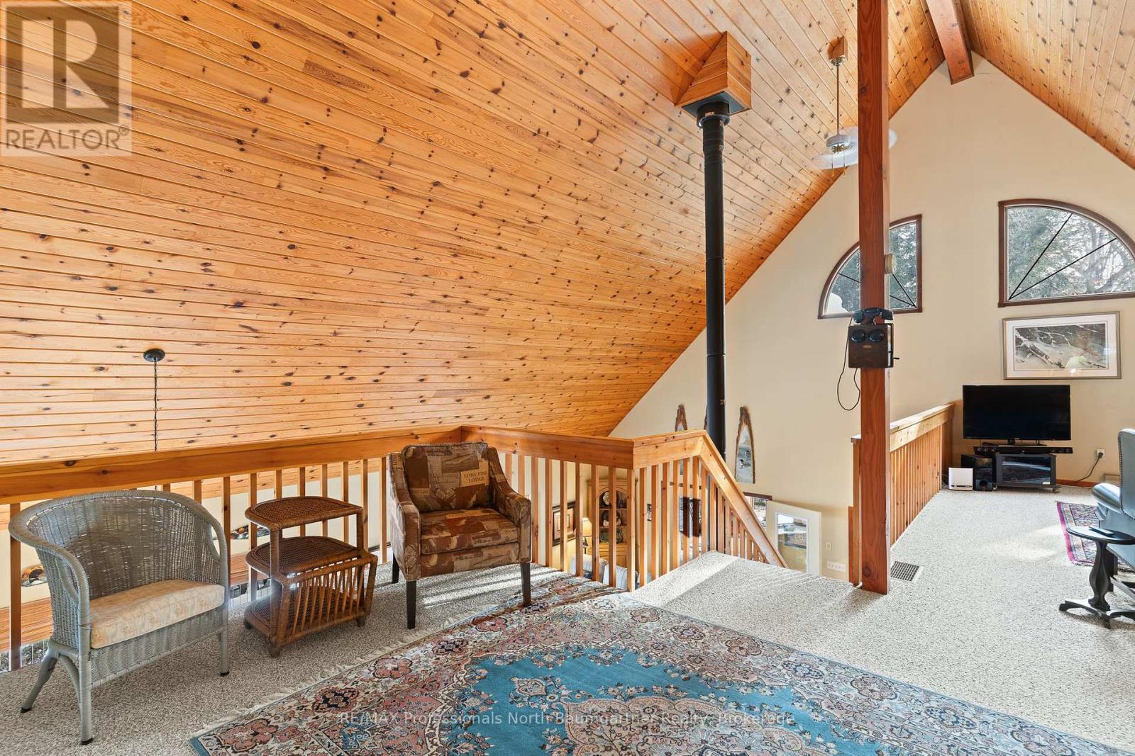 1075 Basshaunt Lake Road, Dysart Et Al, Ontario  K0M 1S0 - Photo 27 - X12816850