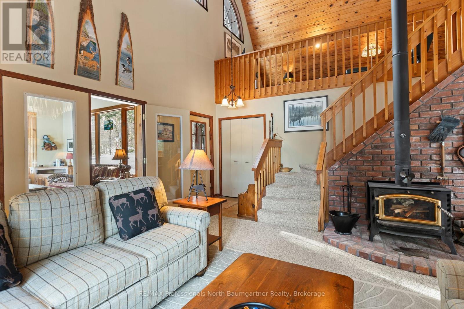 1075 Basshaunt Lake Road, Dysart Et Al, Ontario  K0M 1S0 - Photo 5 - X12816850