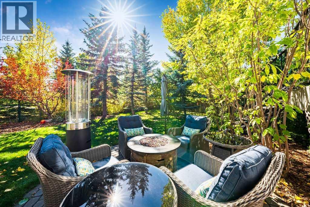 10 Bow Point, Cochrane, Alberta  T4C 1M8 - Photo 42 - A2287528