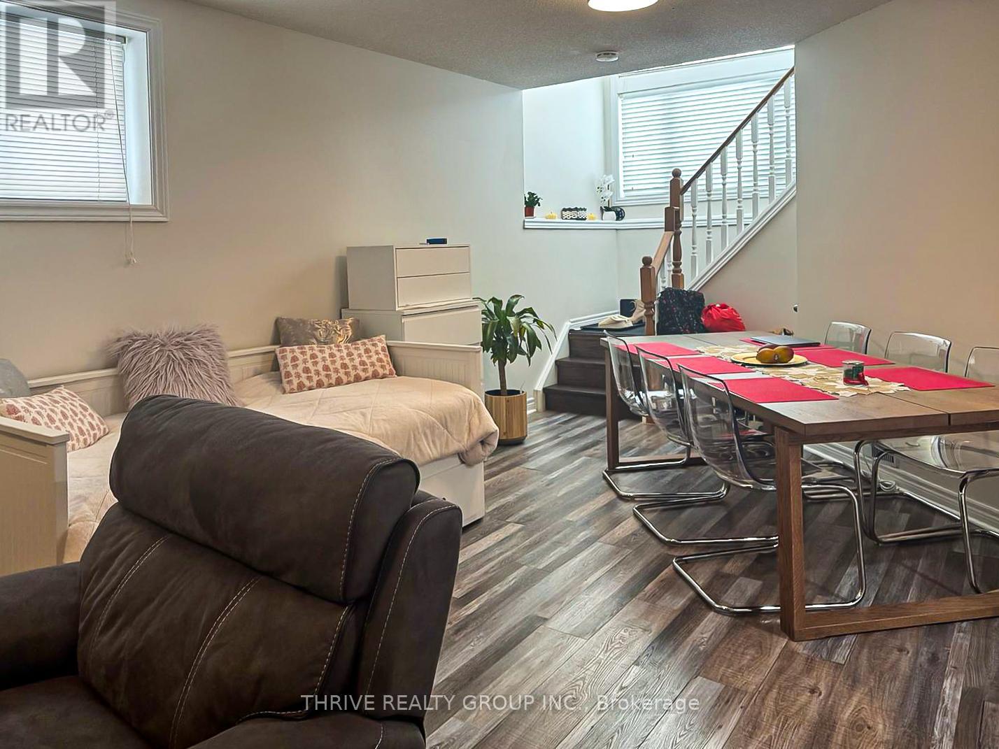 111 Meadowridge Road, London North, Ontario  N6B 5E6 - Photo 25 - X12816806