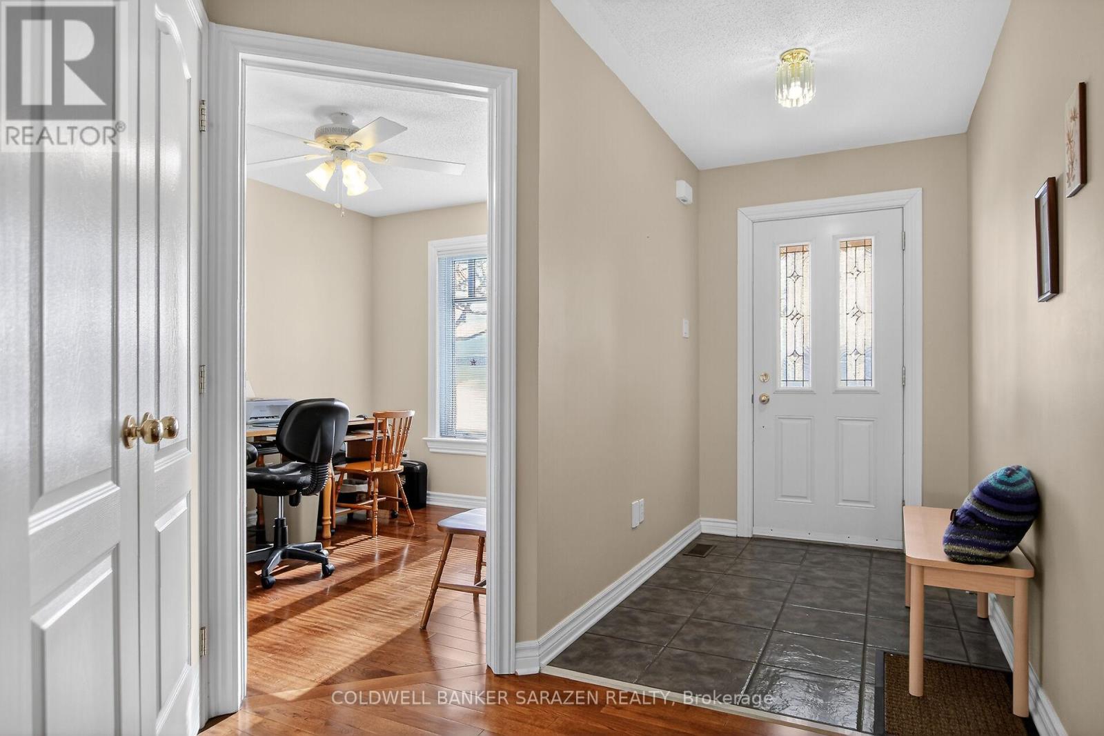 9 Fieldcrest Avenue, Ottawa, Ontario  K2J 4W7 - Photo 4 - X12816796