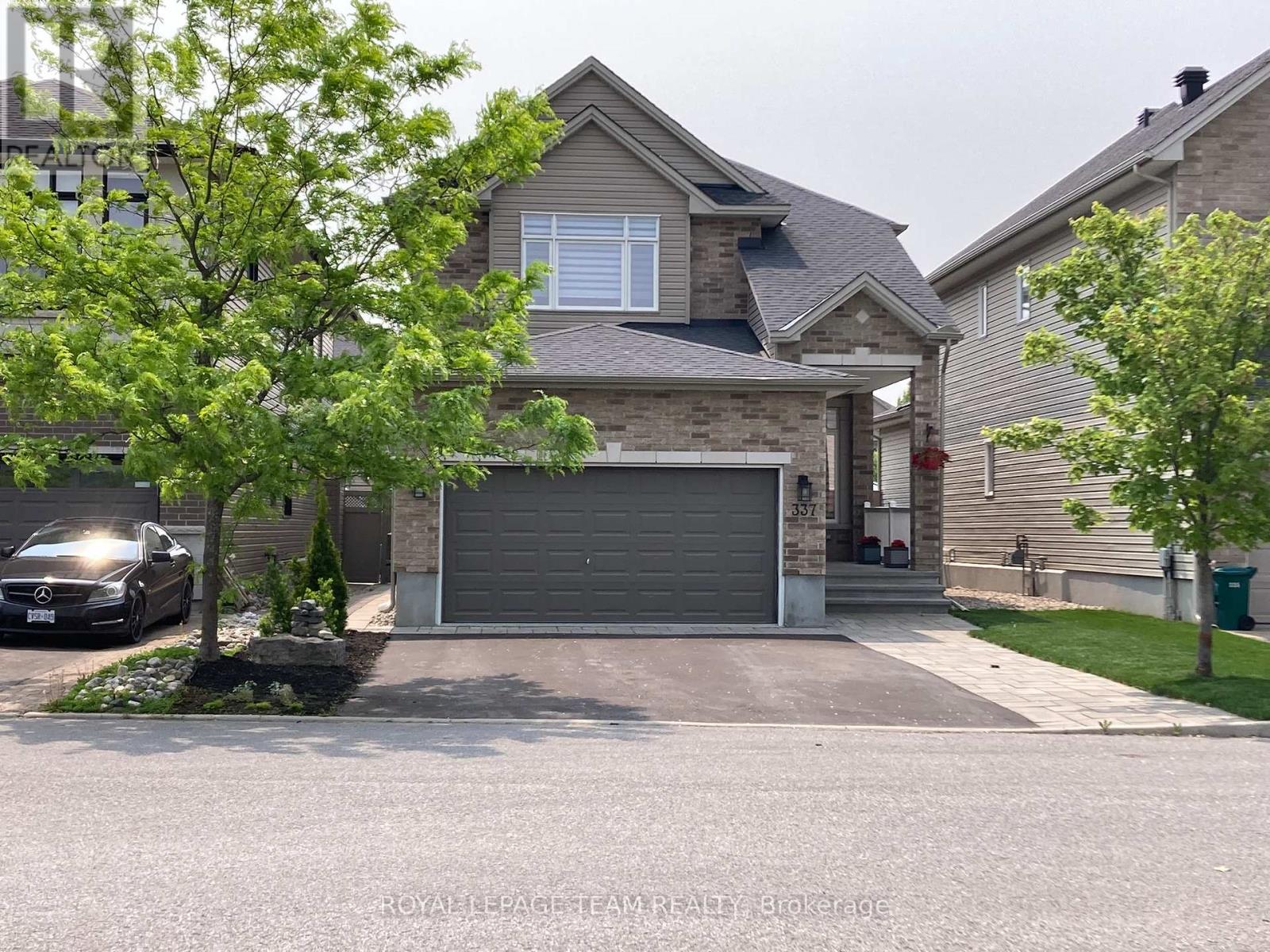 337 Sugar Pine Crescent, Ottawa, Ontario  K2M 0H6 - Photo 2 - X12816822