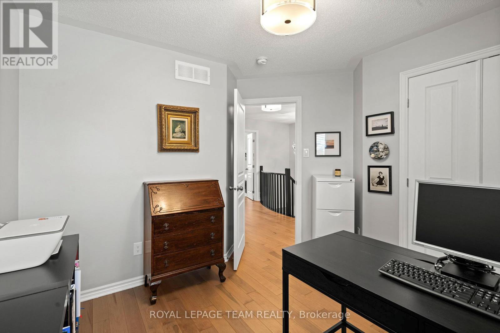 337 Sugar Pine Crescent, Ottawa, Ontario  K2M 0H6 - Photo 21 - X12816822